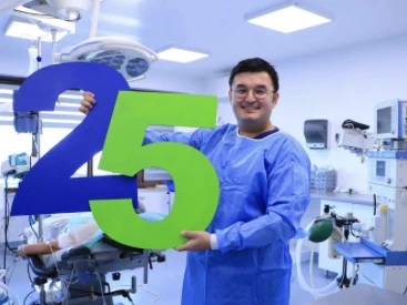 Dr. Olgun Chemal — 25 de ani Implantodent