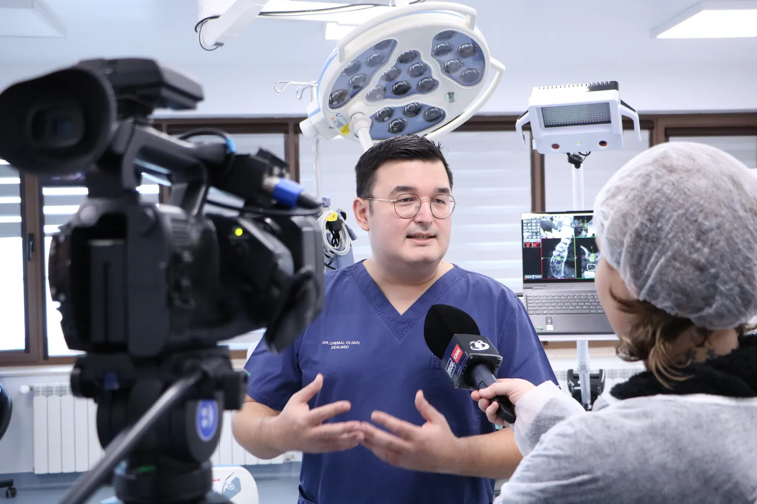 Dr. Olgun Chemal intervievat despre chirurgia navigată Navident